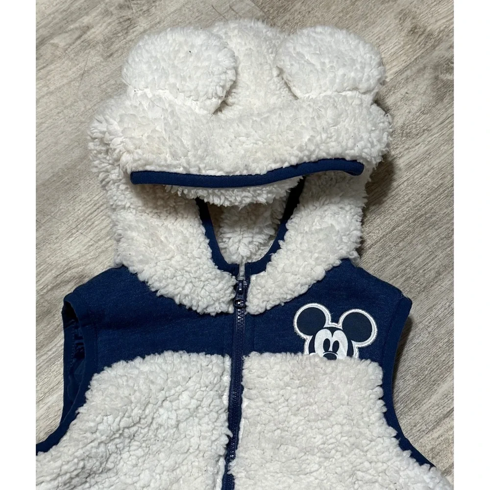 Disney Junior Mickey Mouse Toddler Size 18‎ month Zip Front Hooded Fleece Vest